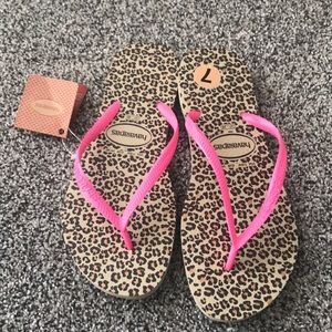 Havaianas animal print flip flops